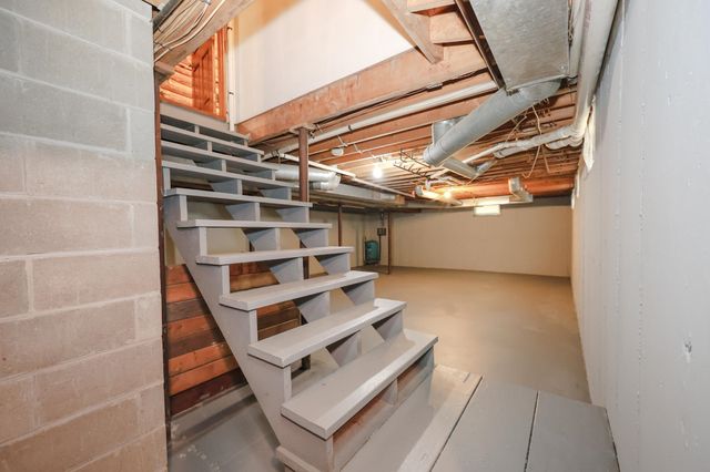 34 Edwards Mill Road, Chester, NH 03036