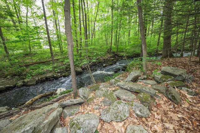 34 Edwards Mill Road, Chester, NH 03036