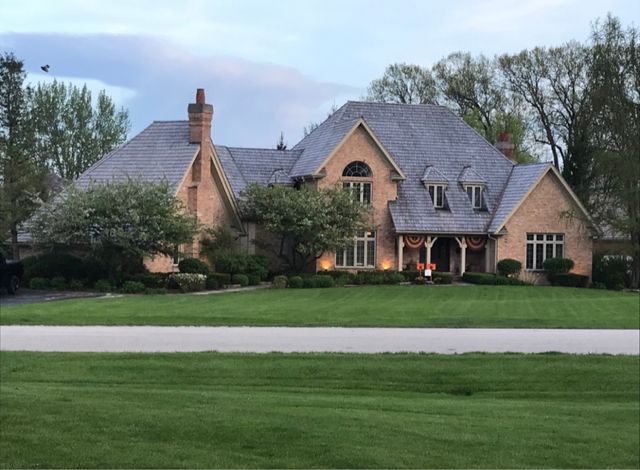5443 Belmont Court, Libertyville, IL 60048