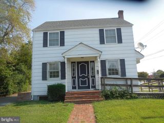 21640 N ESSEX DR, Lexington Park, MD 20653