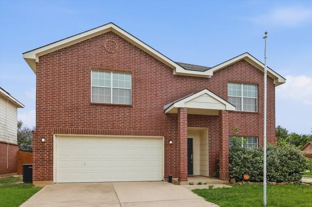 4957 Thorn Hollow Drive, Fort Worth, TX 76244