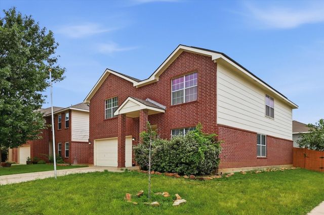 4957 Thorn Hollow Drive, Fort Worth, TX 76244