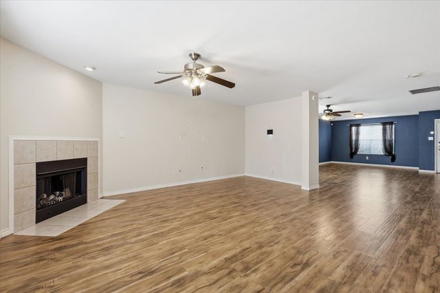4957 Thorn Hollow Drive, Fort Worth, TX 76244