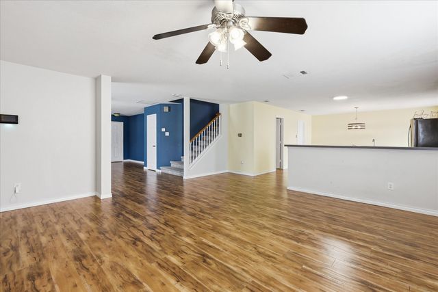 4957 Thorn Hollow Drive, Fort Worth, TX 76244