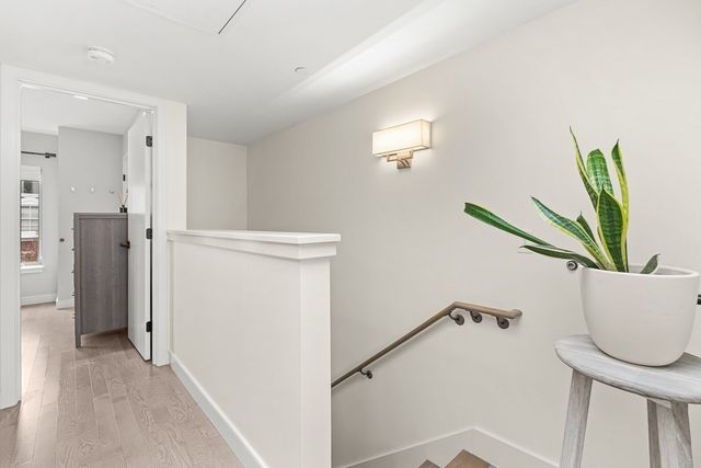 104 Liverpool St 104, Boston, MA 02128