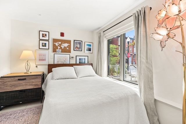 104 Liverpool St 104, Boston, MA 02128