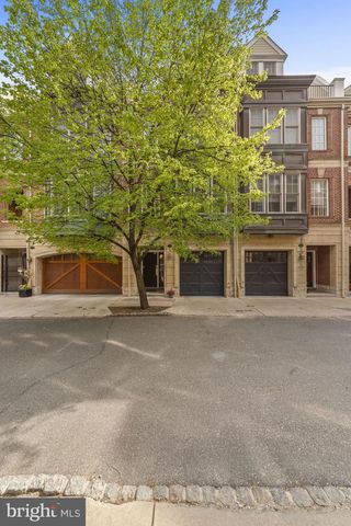 220 GASKILL ST, Philadelphia, PA 19147