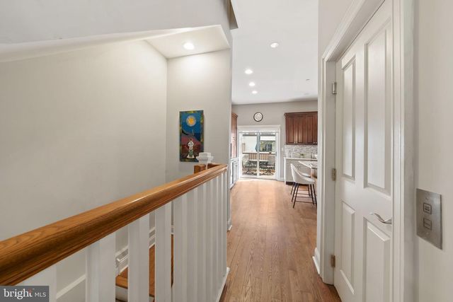 220 GASKILL ST, Philadelphia, PA 19147