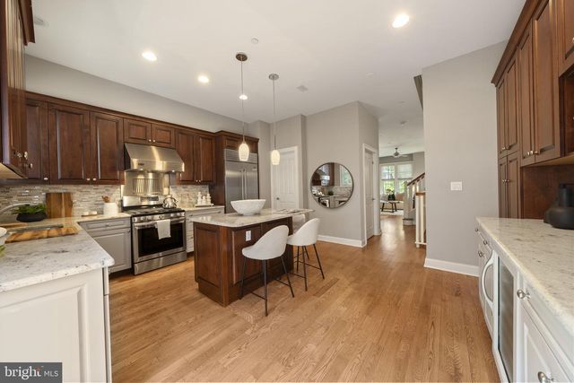 220 GASKILL ST, Philadelphia, PA 19147