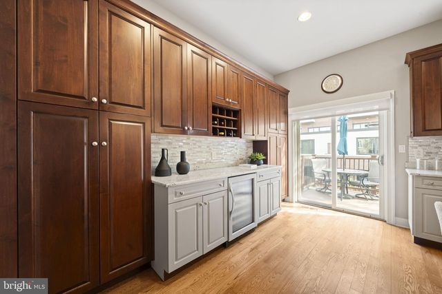 220 GASKILL ST, Philadelphia, PA 19147