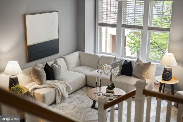 220 GASKILL ST, Philadelphia, PA 19147