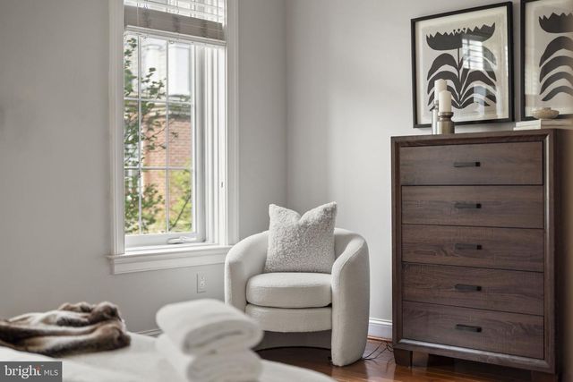 220 GASKILL ST, Philadelphia, PA 19147