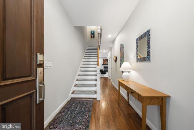 220 GASKILL ST, Philadelphia, PA 19147