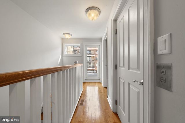 220 GASKILL ST, Philadelphia, PA 19147