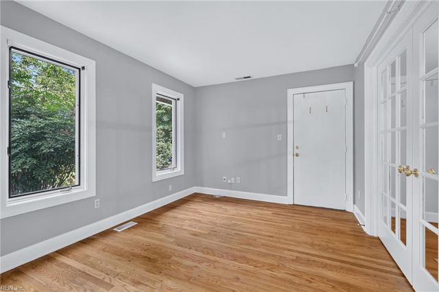 1125 Bay Colony DR, Virginia Beach, VA 23451