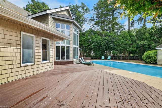1125 Bay Colony DR, Virginia Beach, VA 23451