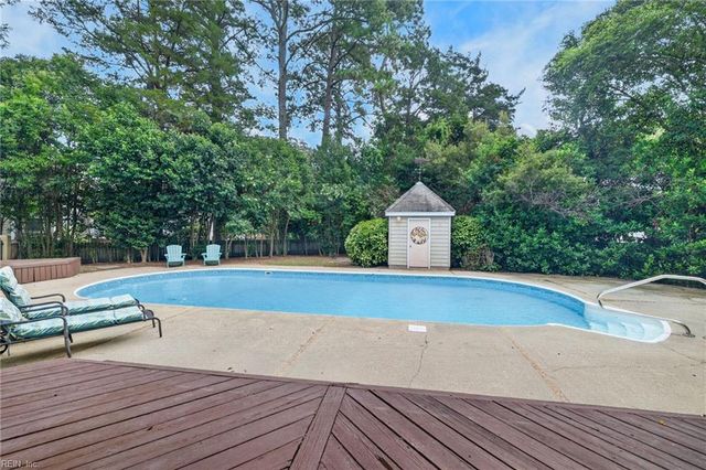 1125 Bay Colony DR, Virginia Beach, VA 23451