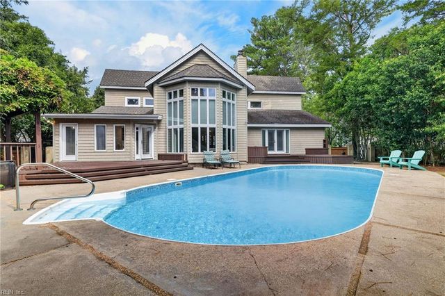 1125 Bay Colony DR, Virginia Beach, VA 23451