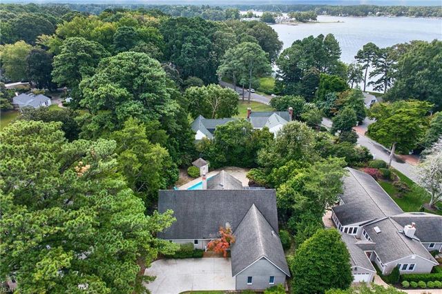 1125 Bay Colony DR, Virginia Beach, VA 23451