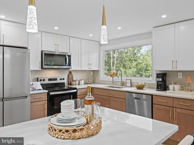 41 TALLWOOD LN, Willingboro, NJ 08046