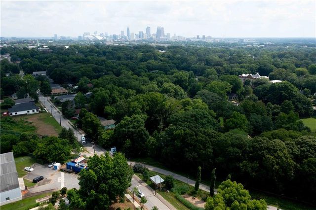 770 Lexington Avenue SW, Atlanta, GA 30310
