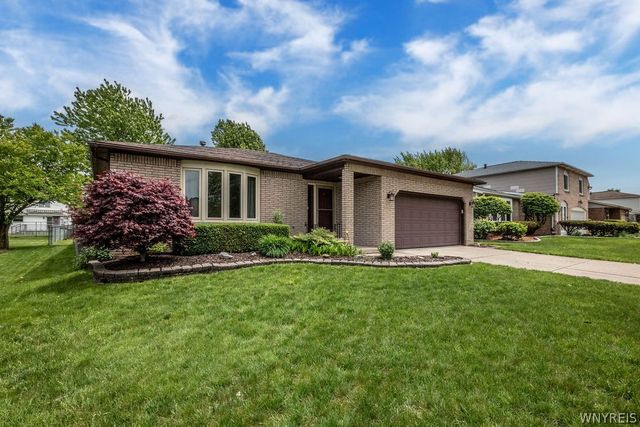 247 Shetland Drive, Amherst, NY 14221