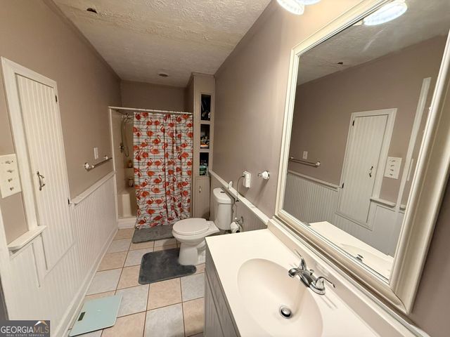 2201 Rolling Acres Drive SW, Conyers, GA 30094