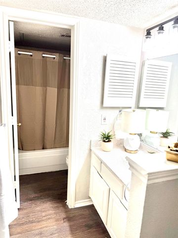 2309 Balsam Drive K213, Arlington, TX 76006