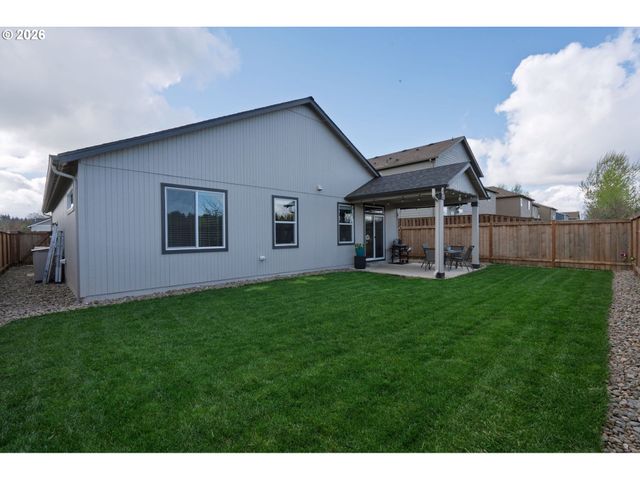 2833 ESSEX Ave, Albany, OR 97321