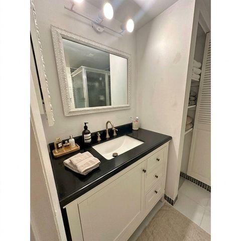 5190 E Sabal Palm Boulevard 201, Tamarac, FL 33319