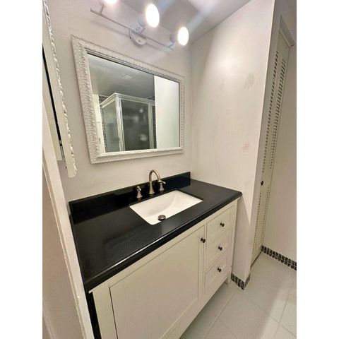 5190 E Sabal Palm Boulevard 201, Tamarac, FL 33319
