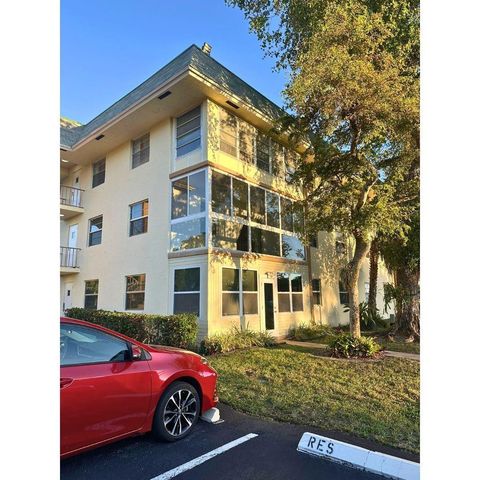 5190 E Sabal Palm Boulevard 201, Tamarac, FL 33319