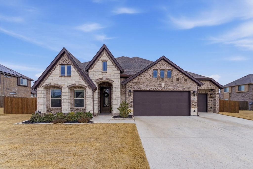 12504 Panther Creek Drive, Godley, TX 76044