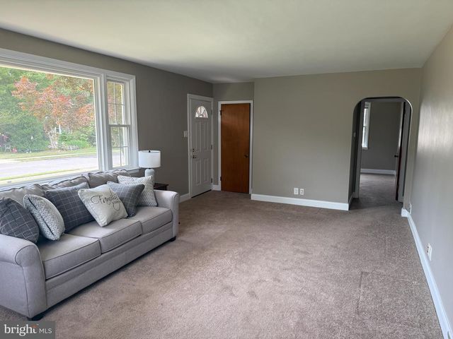 504 MONTICELLO AVE, Upper Chichester, PA 19014