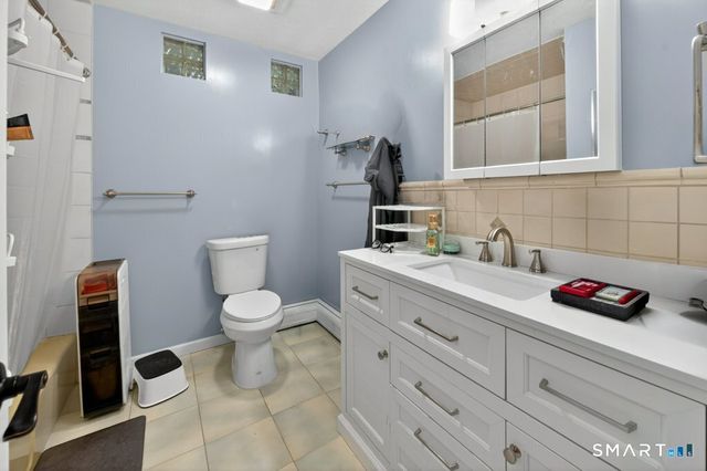 325 New Milford Road East, Bridgewater, CT 06752
