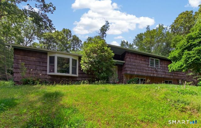 325 New Milford Road East, Bridgewater, CT 06752