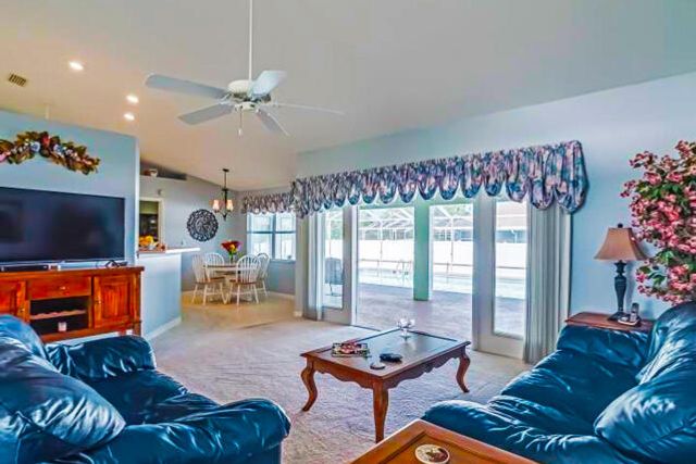 424 Holly Drive, Sebring, FL 33876