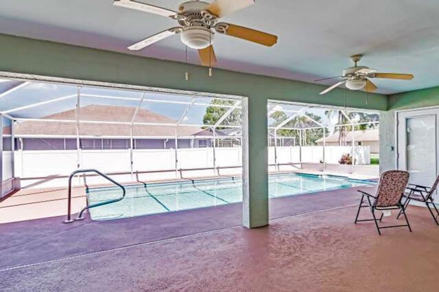 424 Holly Drive, Sebring, FL 33876