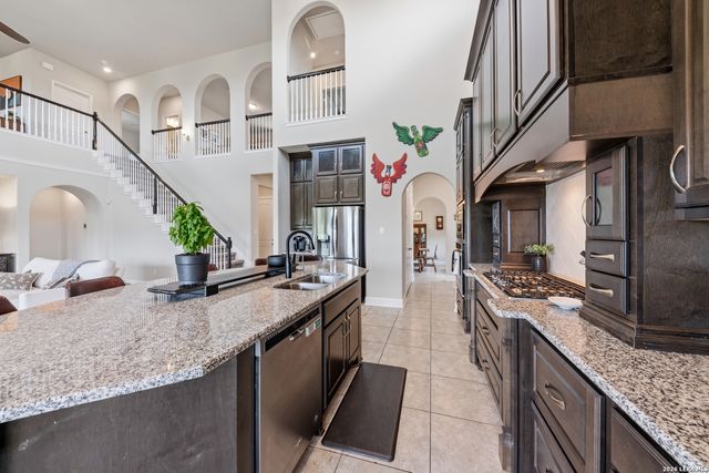 18806 Canyon View Pass, Helotes, TX 78023