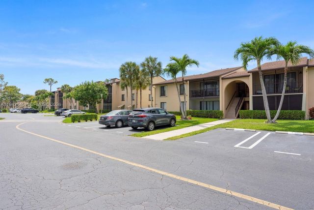 623 Sea Pine Way C1, Greenacres, FL 33415
