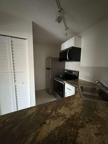 623 Sea Pine Way C1, Greenacres, FL 33415