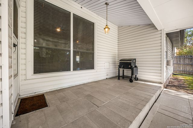 1922 Shield, New Braunfels, TX 78130