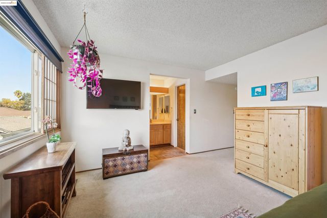 2711 Tulare Ave, El Cerrito, CA 94530