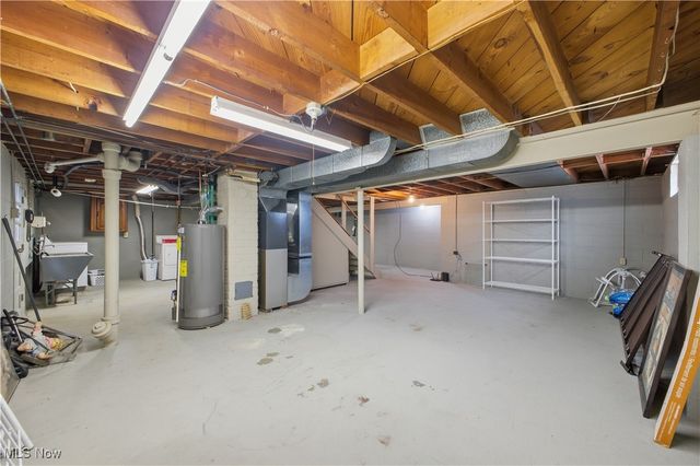 536 Creed Street, Struthers, OH 44471