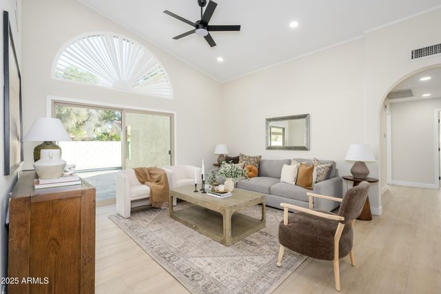 9021 S DREA Lane, Tempe, AZ 85284