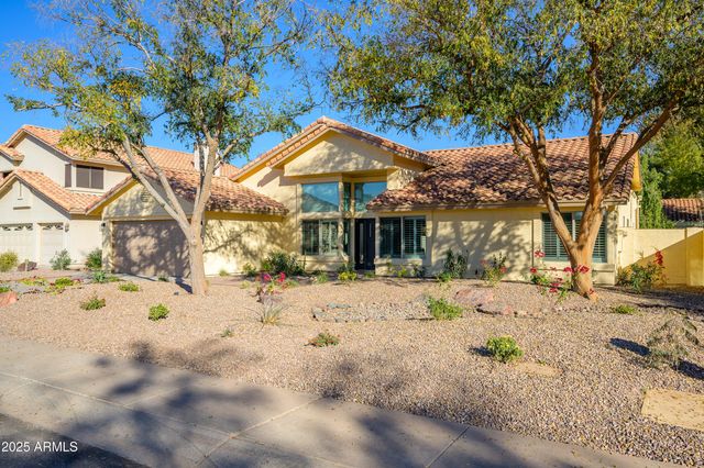 9021 S DREA Lane, Tempe, AZ 85284