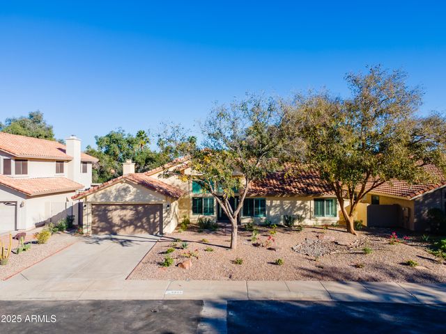 9021 S DREA Lane, Tempe, AZ 85284