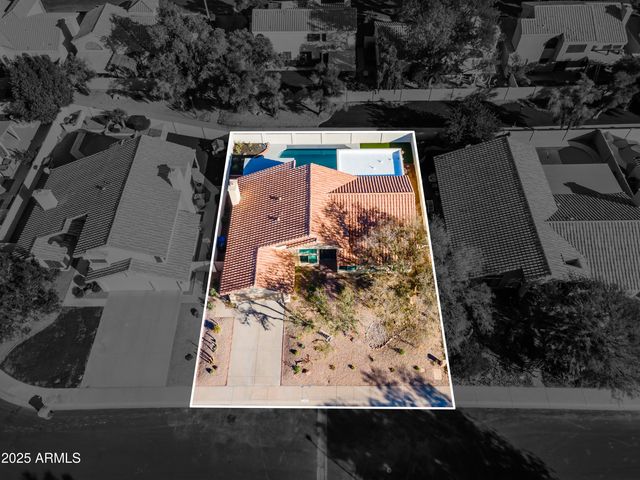 9021 S DREA Lane, Tempe, AZ 85284