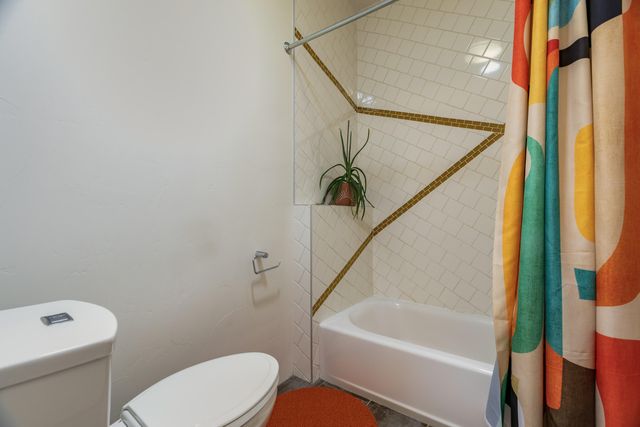 1224 8th Street NW, Albuquerque, NM 87102