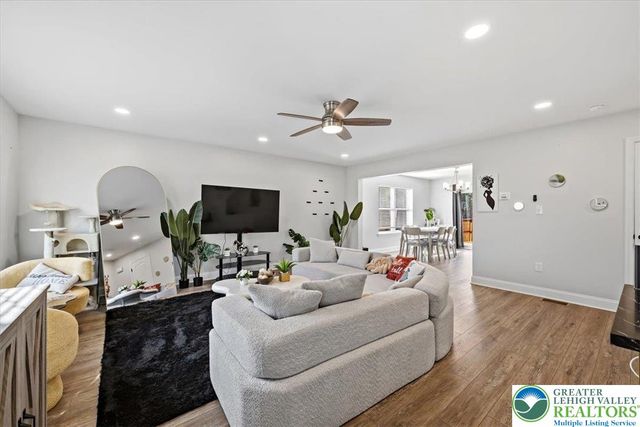 839 Lynnwood Street, Salisbury Twp, PA 18103